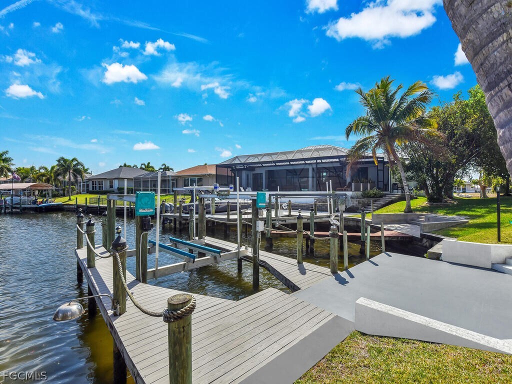 3721 Surfside Boulevard Cape Coral FL 33914 2026011729 image9