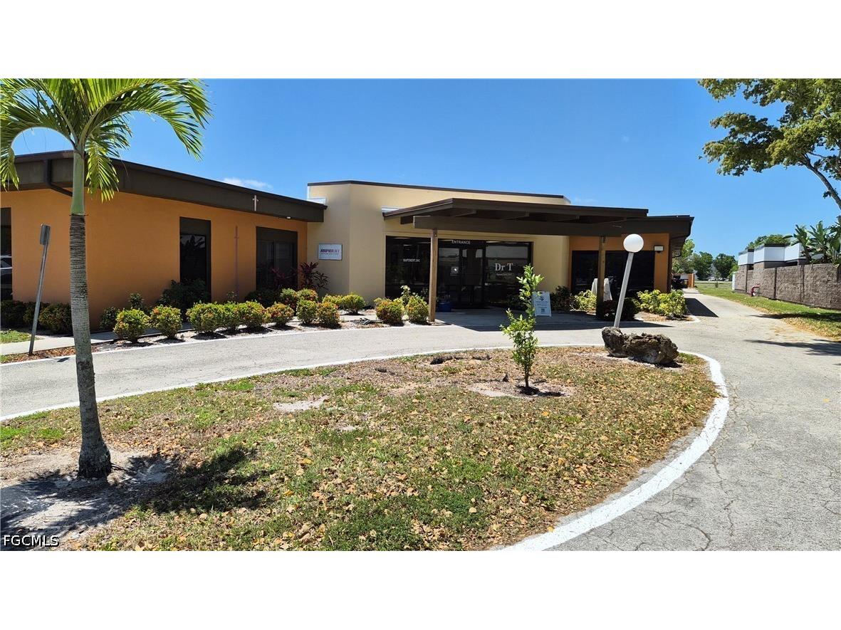 3722 Central Avenue Fort Myers FL 33901 2026019406 image2