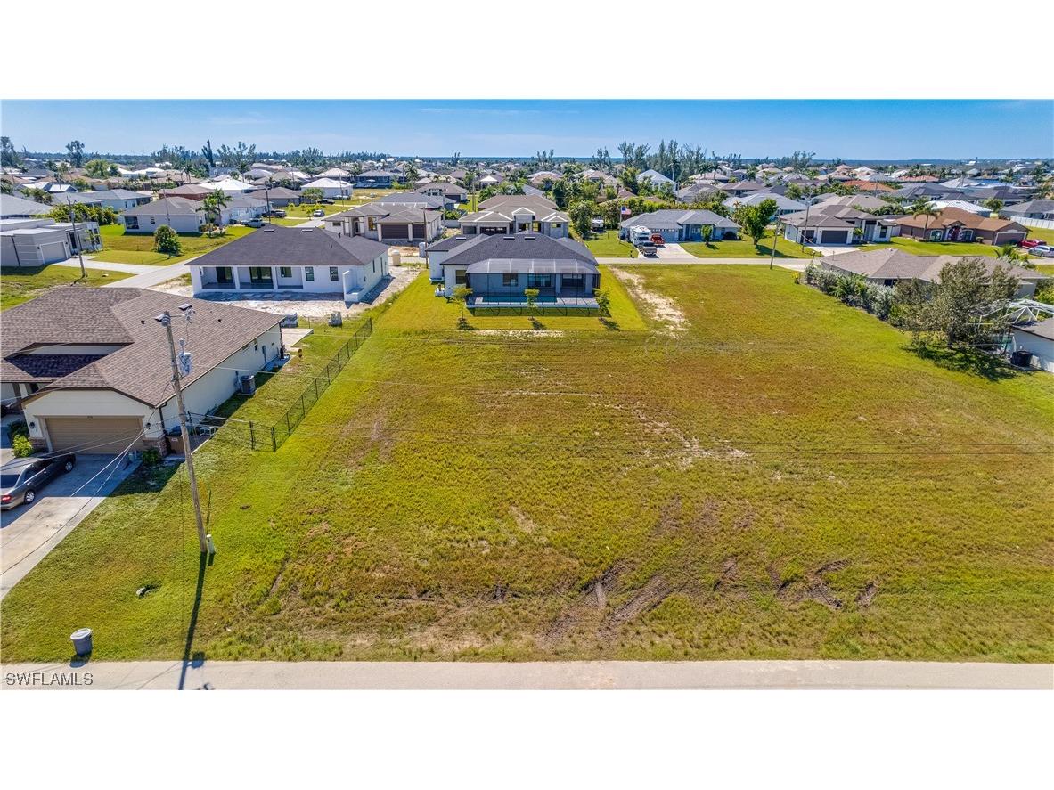 3722 SW 1st Street Cape Coral FL 33991 223078408 image1