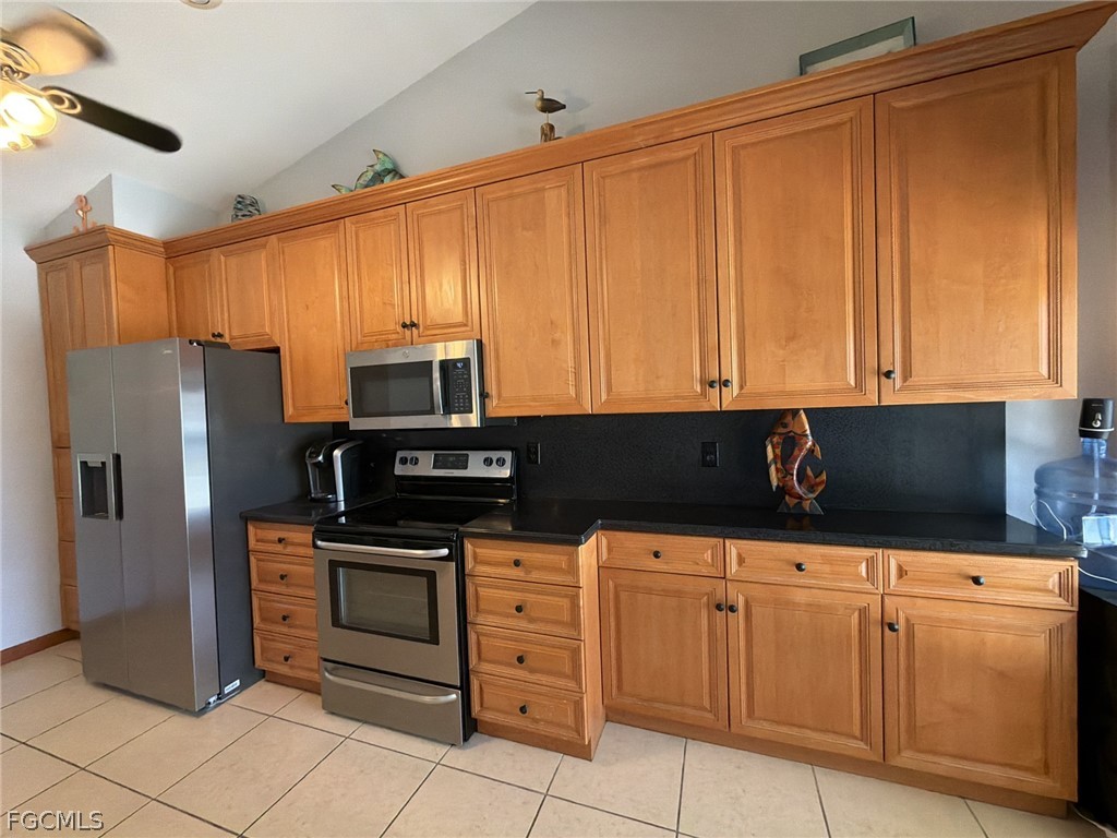3723 Pelican Boulevard Cape Coral FL 33914 2026013055 image12