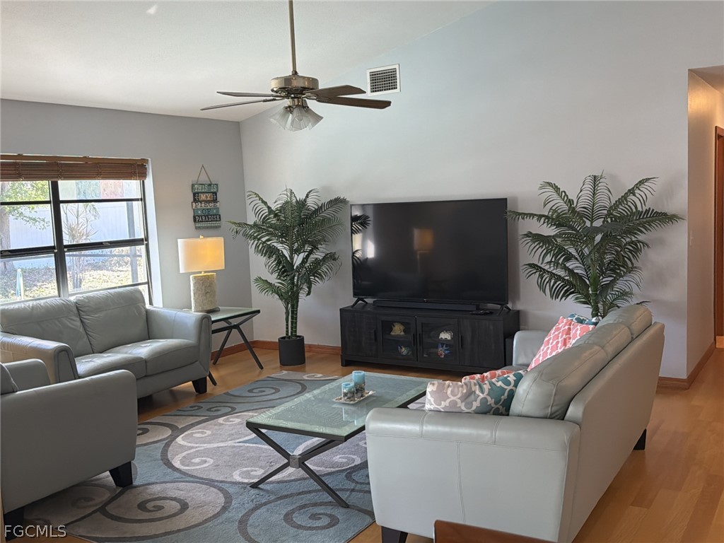 3723 Pelican Boulevard Cape Coral FL 33914 2026013055 image2