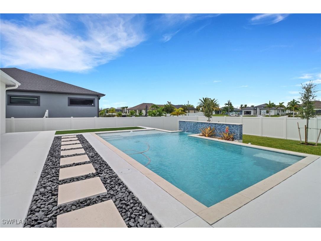 3723 SW 1st Street Cape Coral FL 33991 225062690 image10