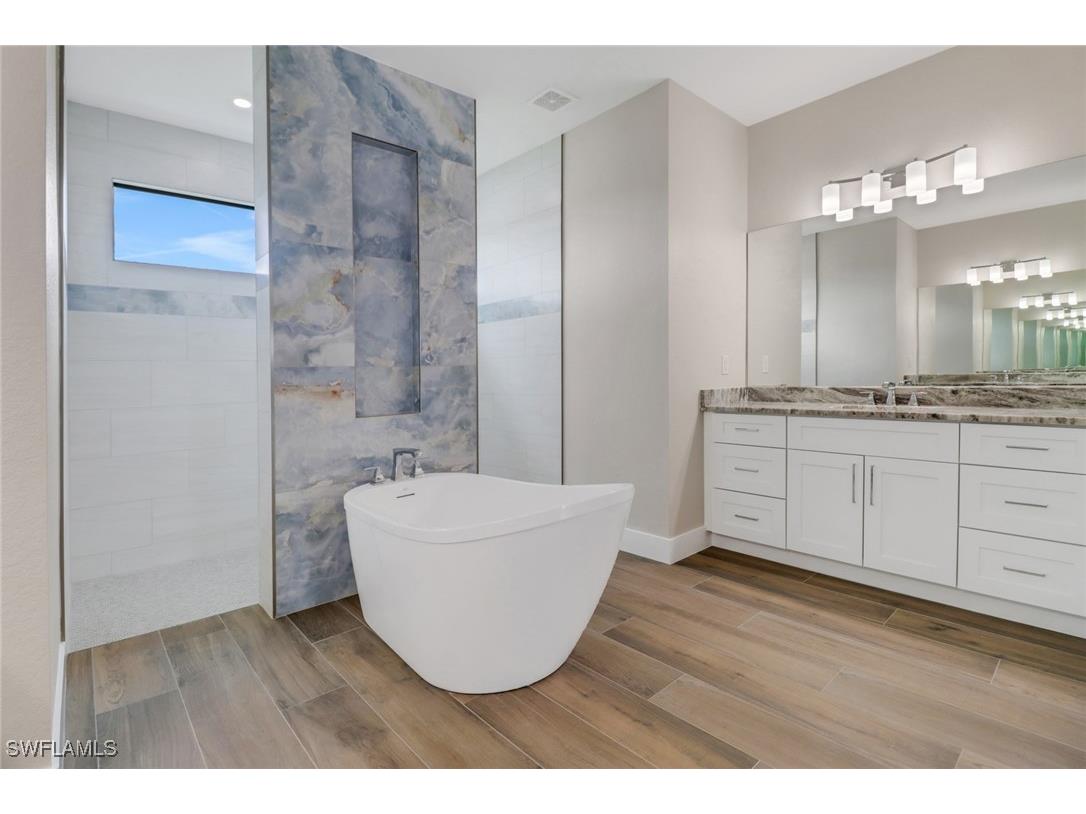 3723 SW 1st Street Cape Coral FL 33991 225062690 image6