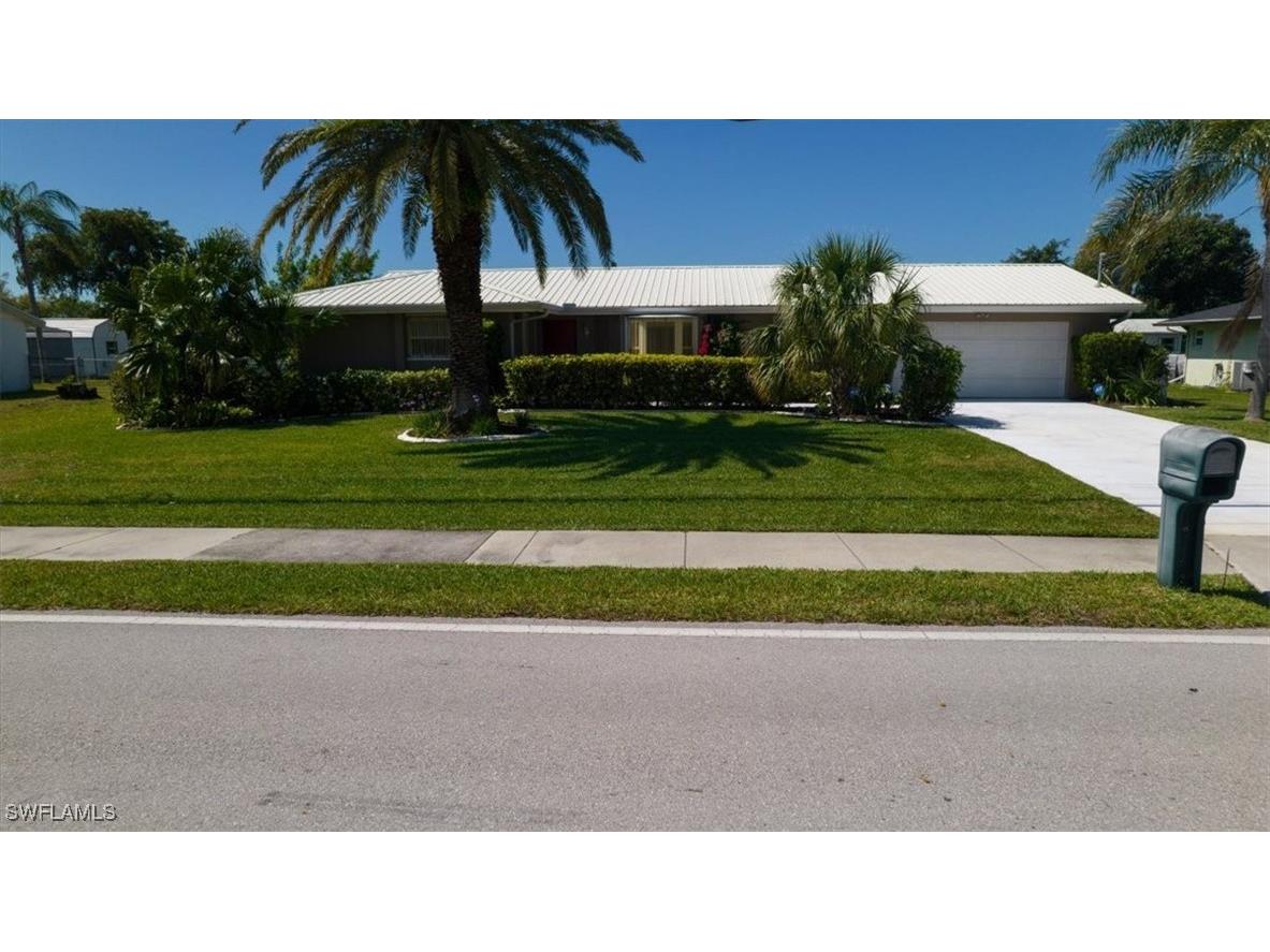3724 Country Club Boulevard Cape Coral FL 33904 225016798 image33