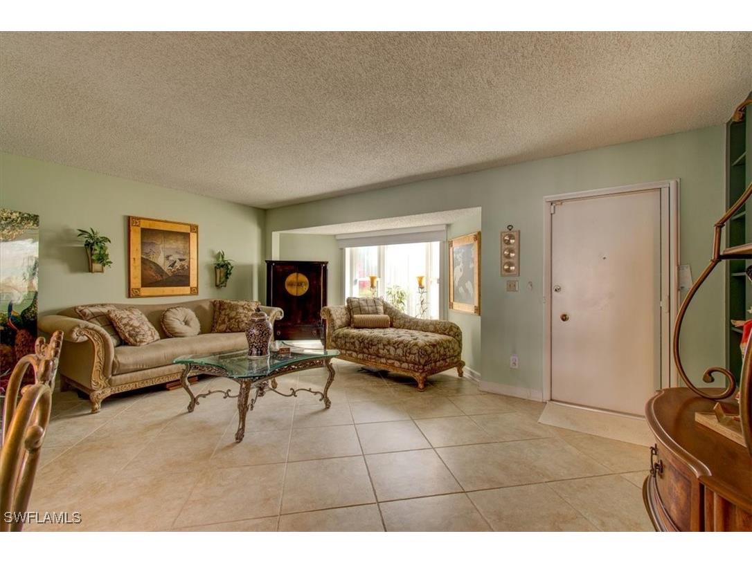3724 Country Club Boulevard Cape Coral FL 33904 225016798 image4