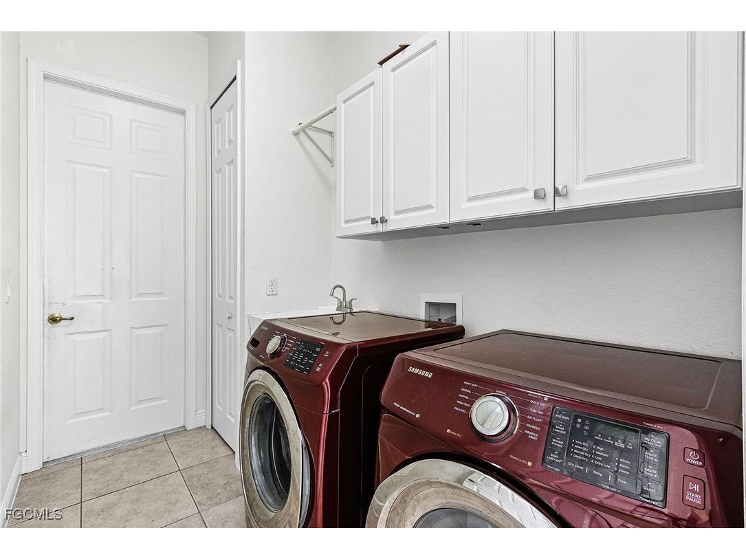3724 Surfside Boulevard Cape Coral FL 33914 2026005033 image21