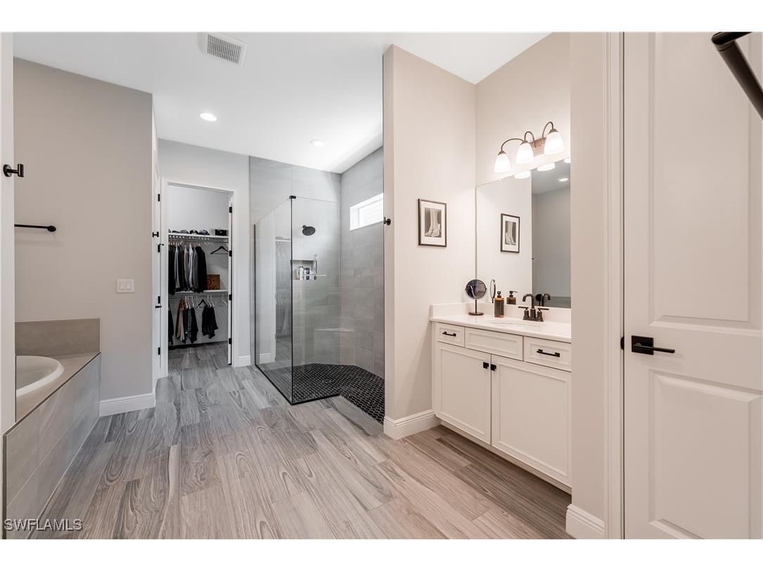 3725 Helmsman Drive Naples FL 34120 226001133 image19