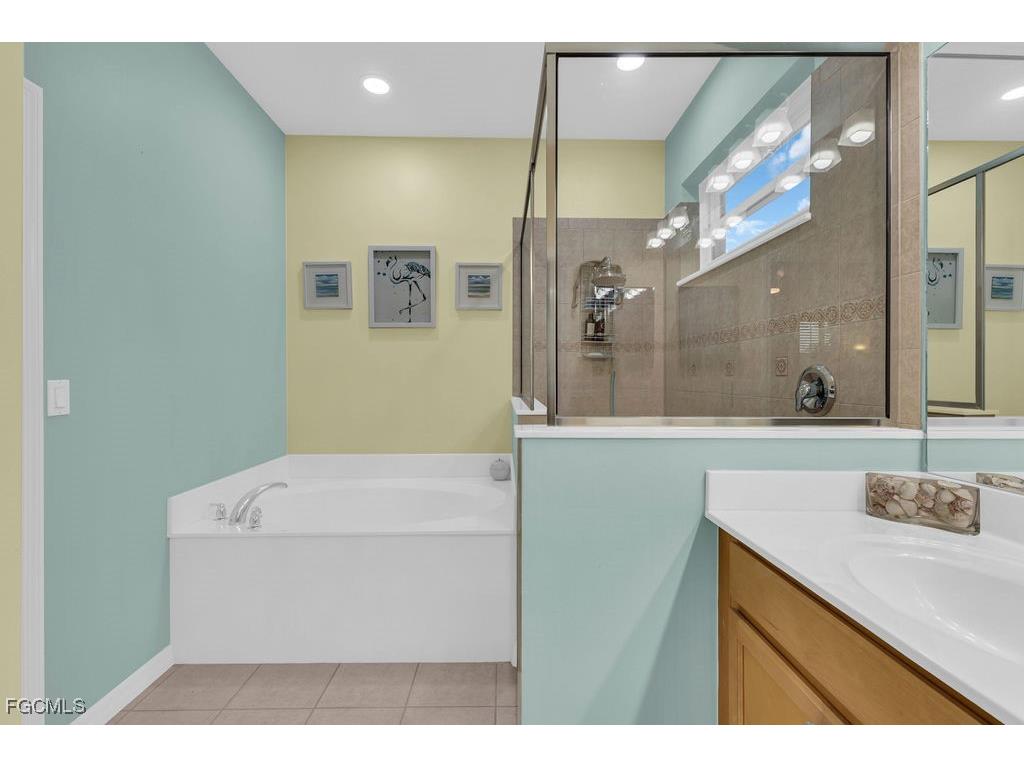 3725 Pino Vista Way Estero FL 33928 2026000077 image21