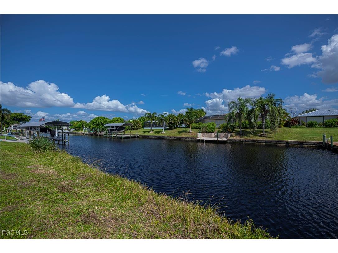 3725 SE 13th Avenue Cape Coral FL 33904 2025014060 image3