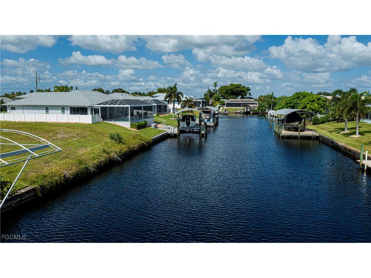 3725 SE 13th Avenue Cape Coral FL 33904 2025014060 image8