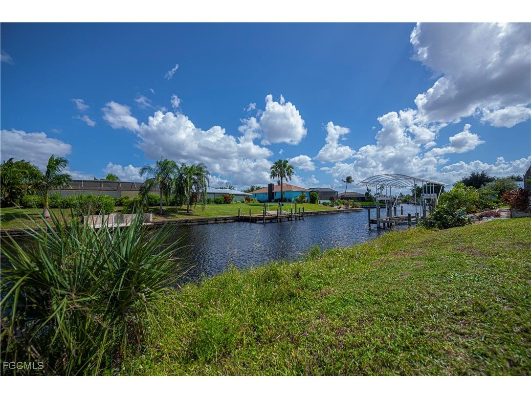 3725 SE 13th Avenue Cape Coral FL 33904 2025014060 image9