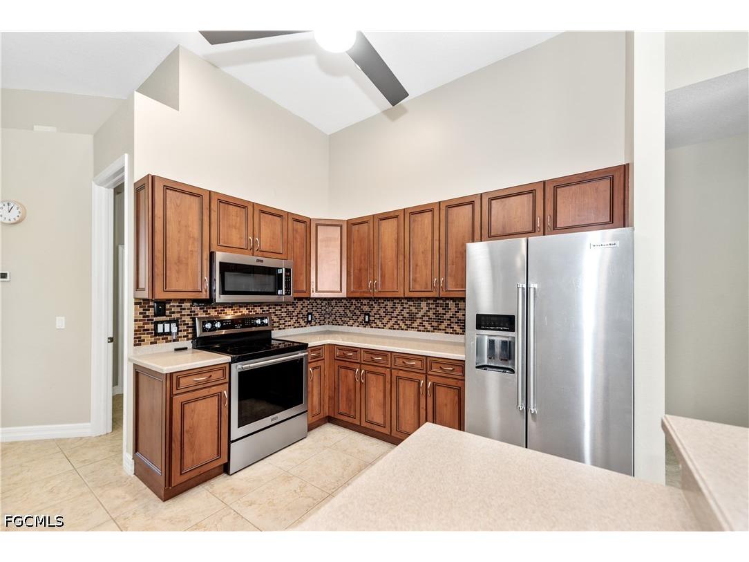 3725 SW 4th Lane Cape Coral FL 33991 2026025710 image11