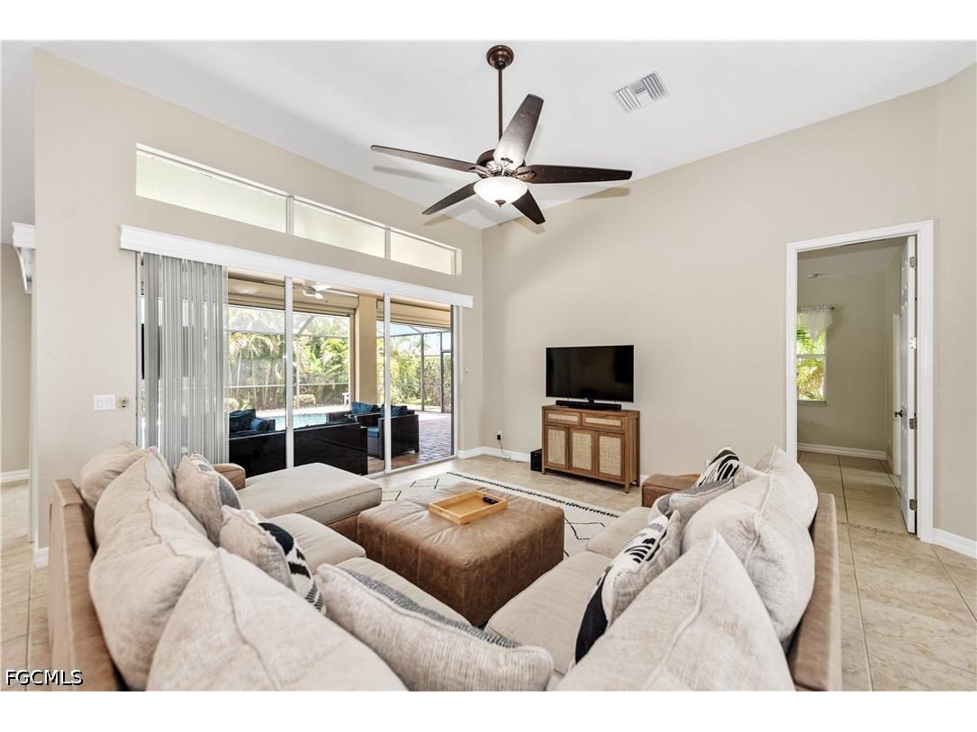 3725 SW 4th Lane Cape Coral FL 33991 2026025710 image5
