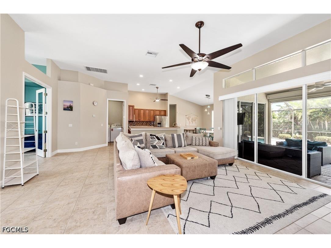 3725 SW 4th Lane Cape Coral FL 33991 2026025710 image6