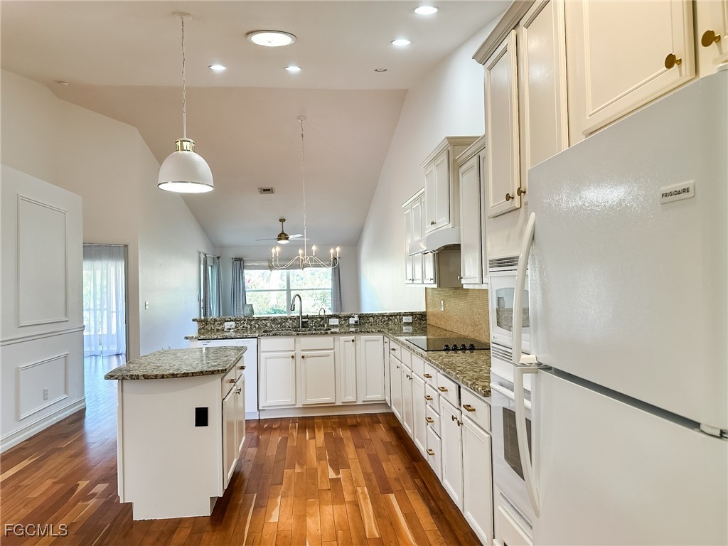 3726 Stone Way Estero FL 33928 2026001620 image7