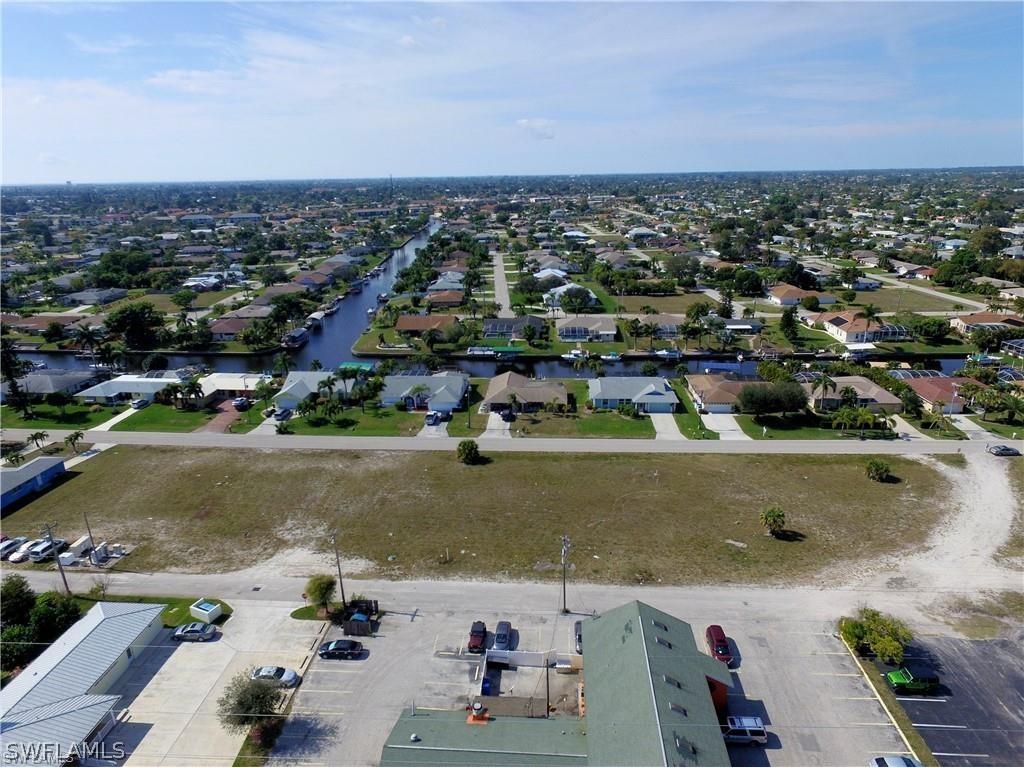 3727 SE 15th Place Cape Coral FL 33904 222080030 image1