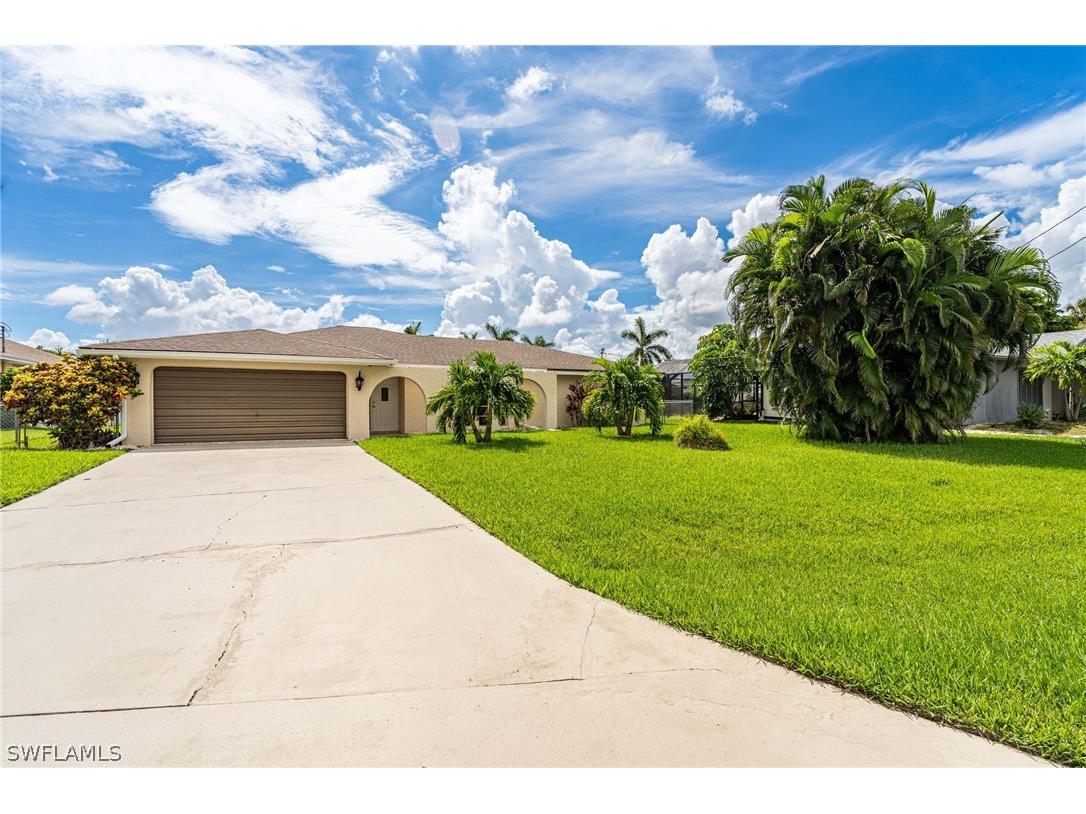 3727 SE 21st Avenue Cape Coral FL 33904 224054402 image1