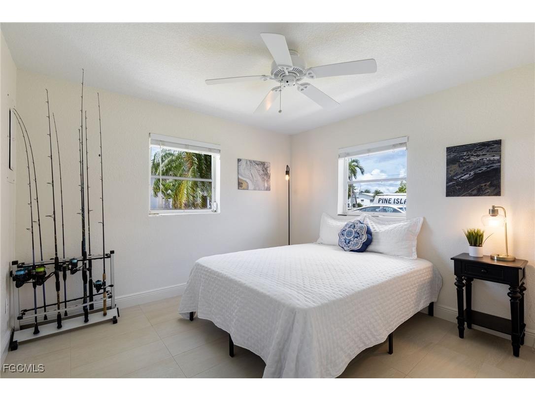 3728 Emerald Avenue Saint James City FL 33956 2025022645 image16