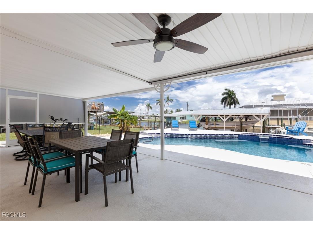 3728 Emerald Avenue Saint James City FL 33956 2025022645 image17