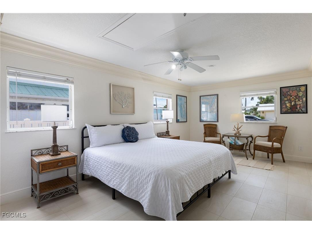 3728 Emerald Avenue Saint James City FL 33956 2025022645 image4