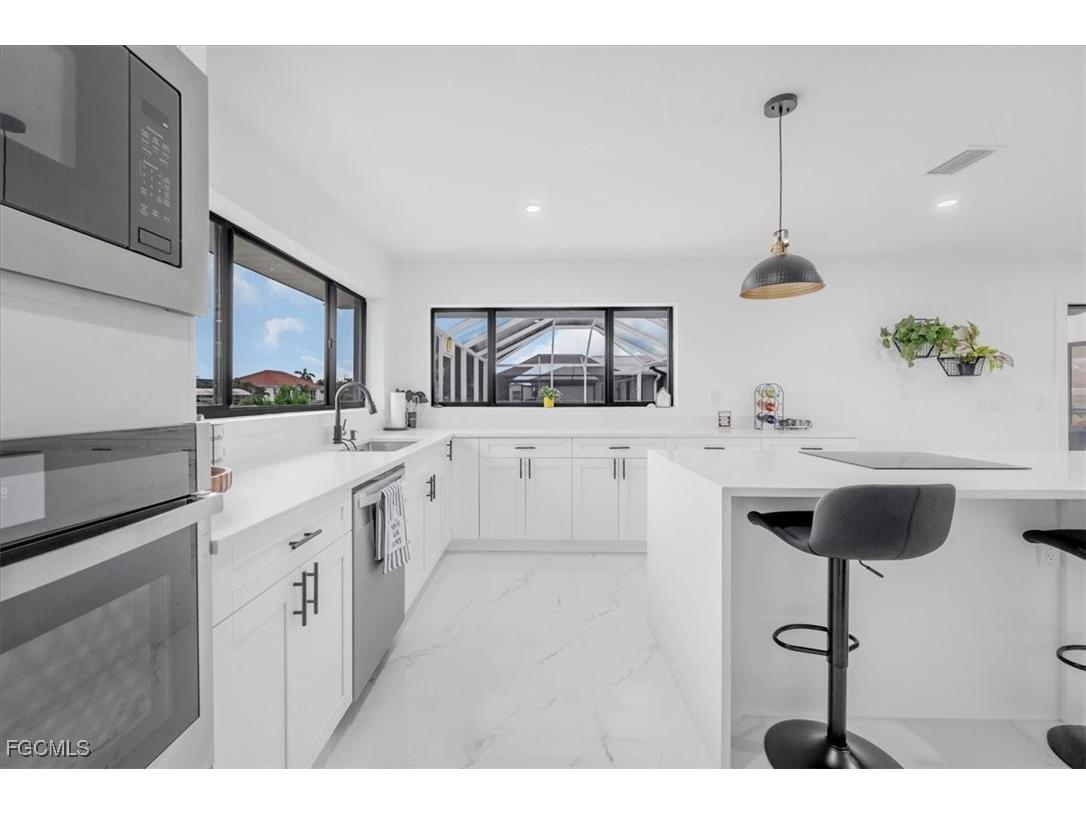 3728 SE 18th Avenue Cape Coral FL 33904 2025005740 image23