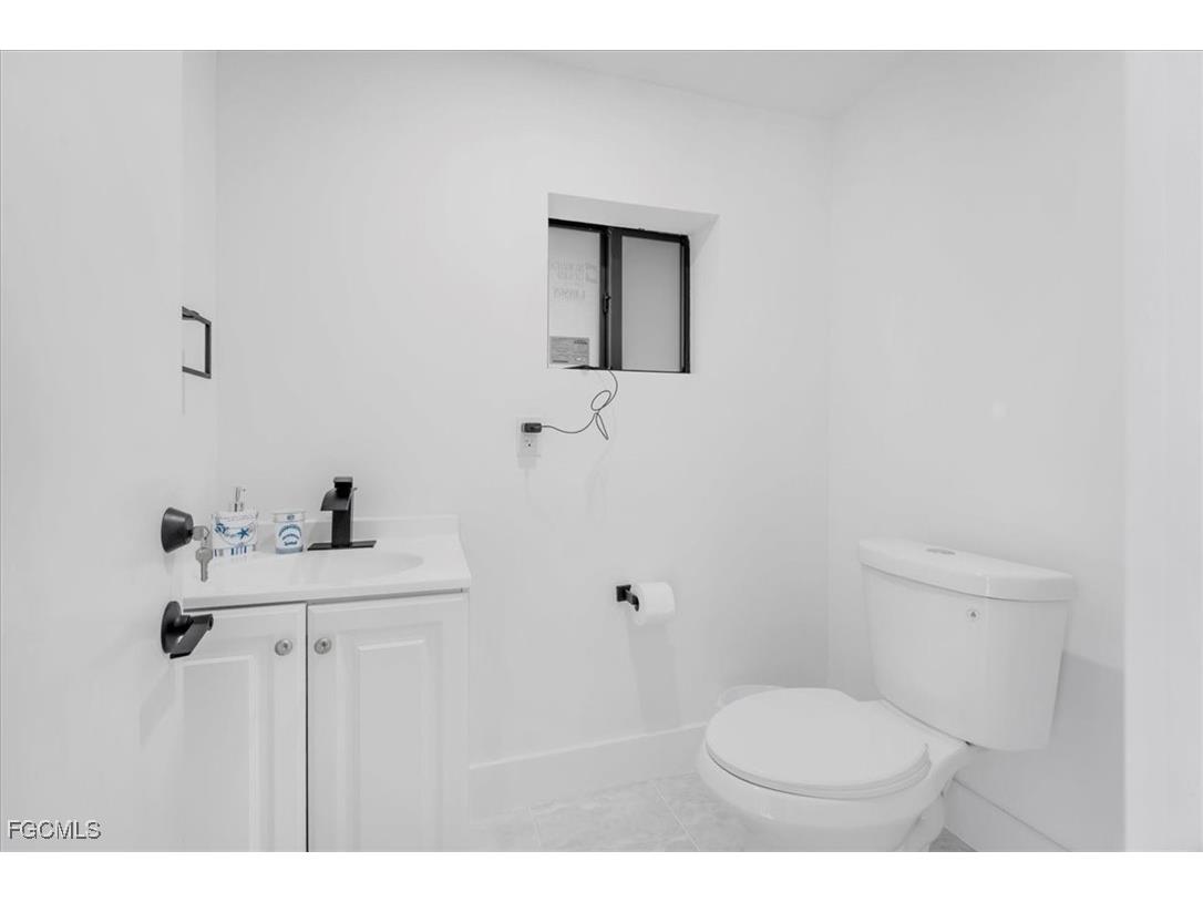 3728 SE 18th Avenue Cape Coral FL 33904 2025005740 image41