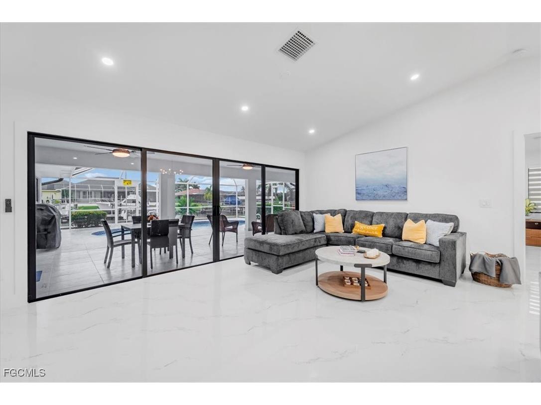 3728 SE 18th Avenue Cape Coral FL 33904 2025011868 image35