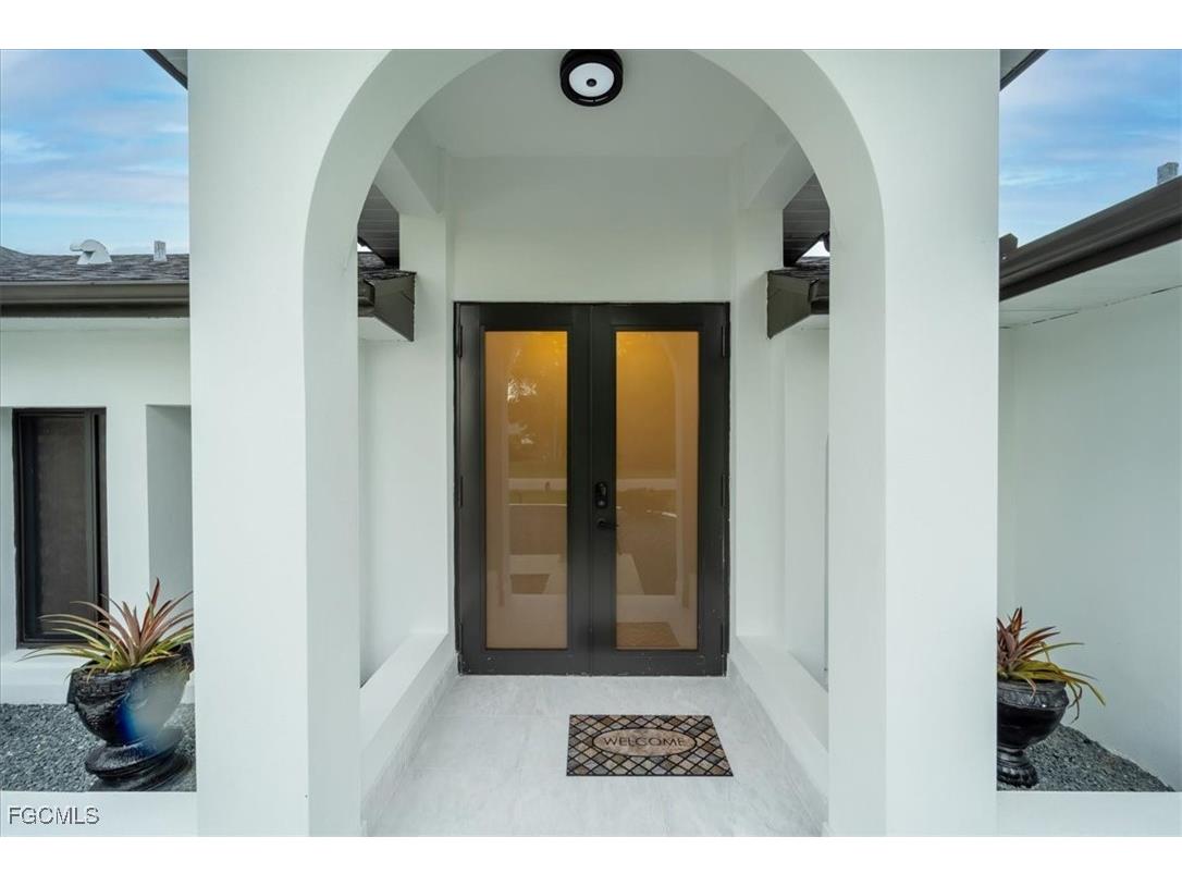 3728 SE 18th Avenue Cape Coral FL 33904 2025011868 image5