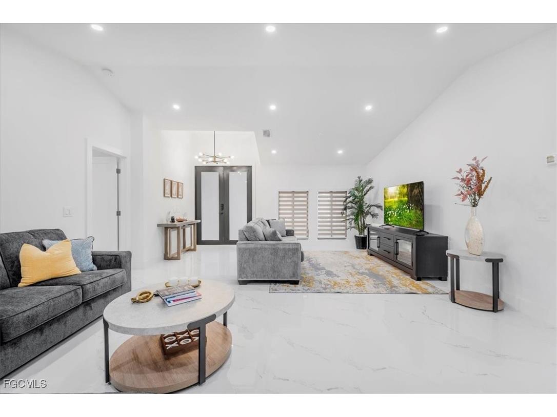 3728 SE 18th Avenue Cape Coral FL 33904 2025011868 image6