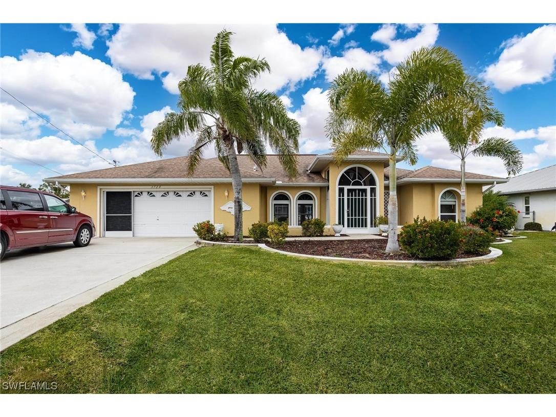 3728 SE 18th Avenue Cape Coral FL 33904 224001383 image1