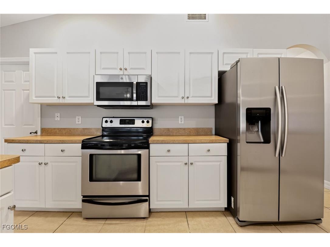 3728 SW 3rd Street Cape Coral FL 33991 2025008769 image10