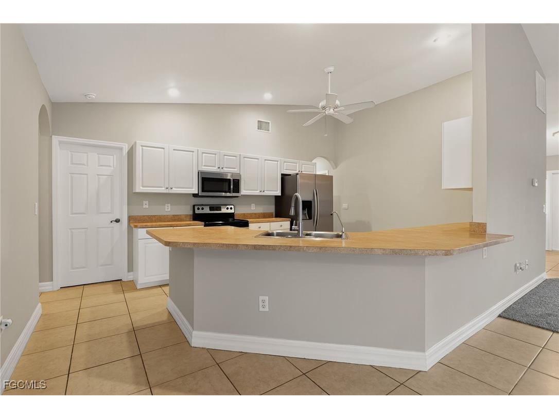 3728 SW 3rd Street Cape Coral FL 33991 2025008769 image11