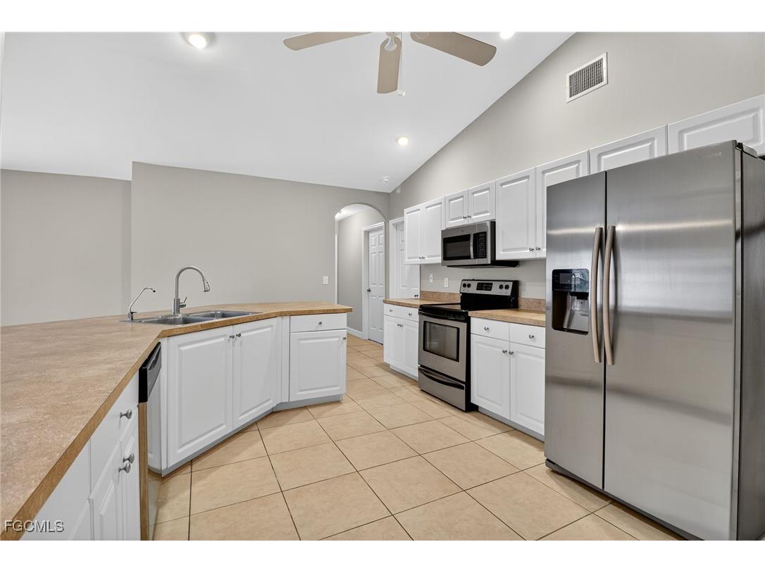 3728 SW 3rd Street Cape Coral FL 33991 2025008769 image13