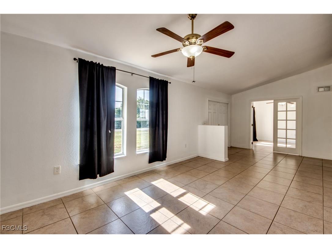 3728 Tareco Street Fort Myers FL 33905 2025022283 image11