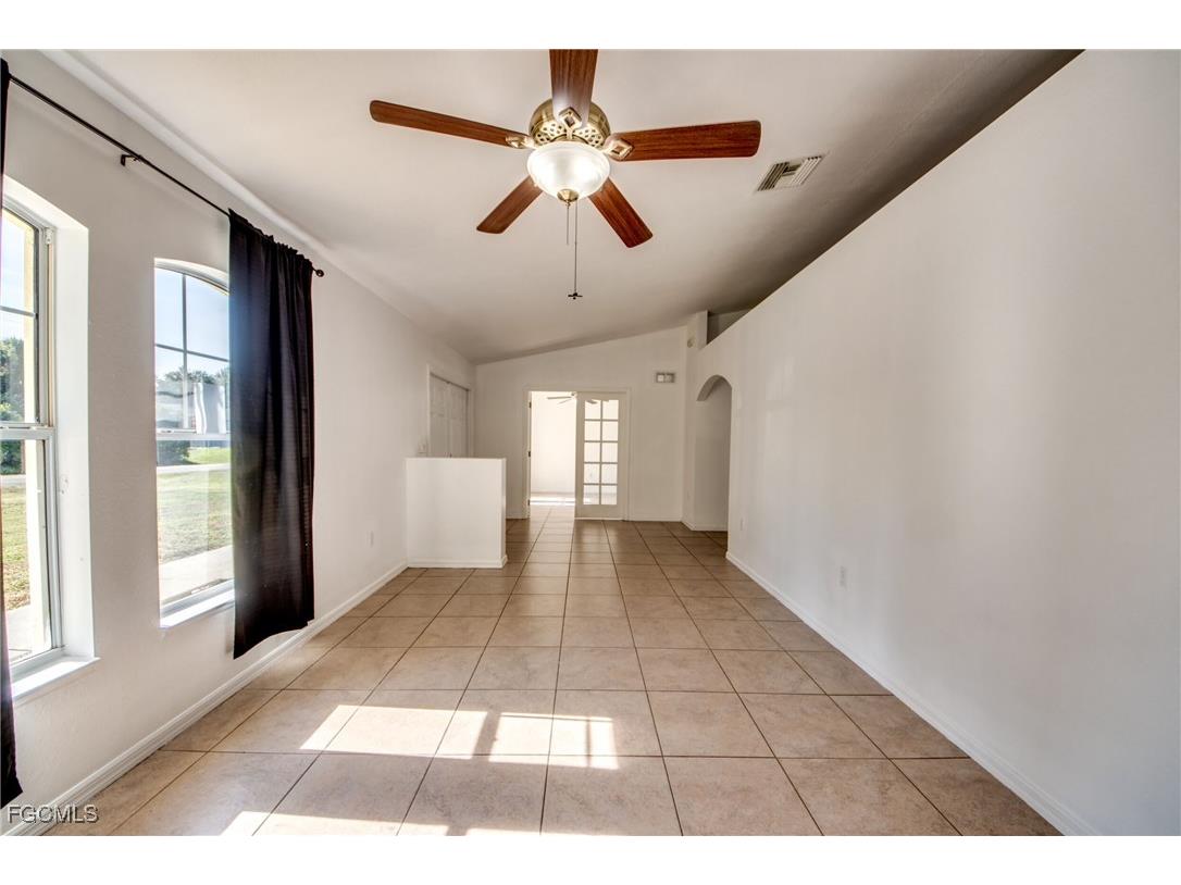 3728 Tareco Street Fort Myers FL 33905 2025022283 image12