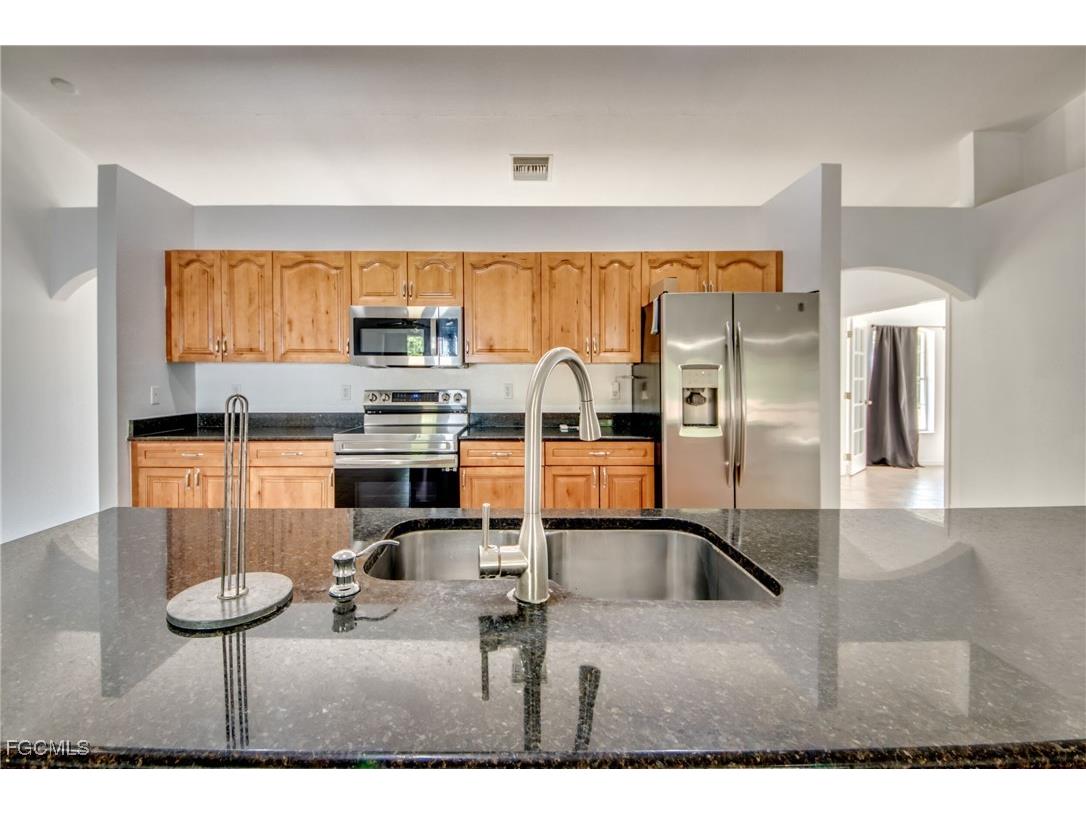 3728 Tareco Street Fort Myers FL 33905 2025022283 image15