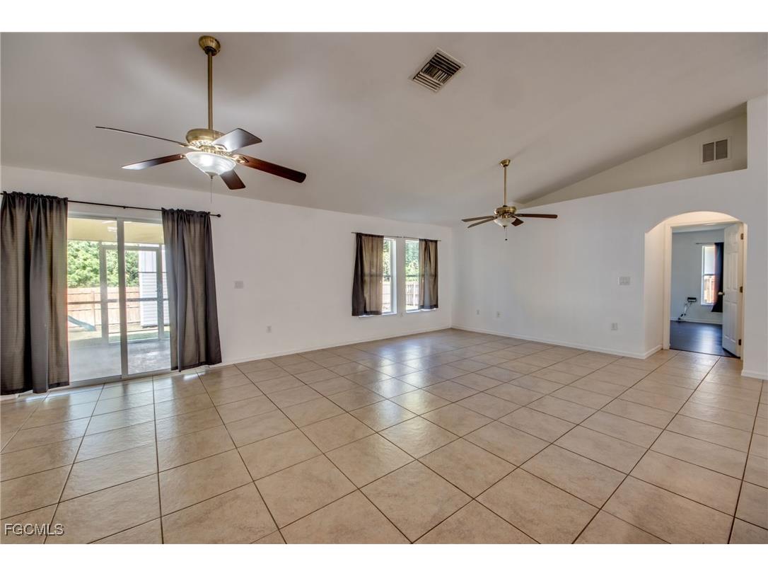 3728 Tareco Street Fort Myers FL 33905 2025022283 image21