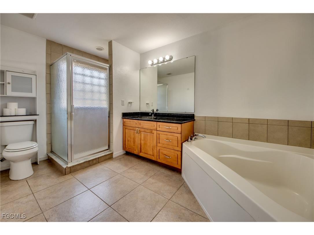 3728 Tareco Street Fort Myers FL 33905 2025022283 image28