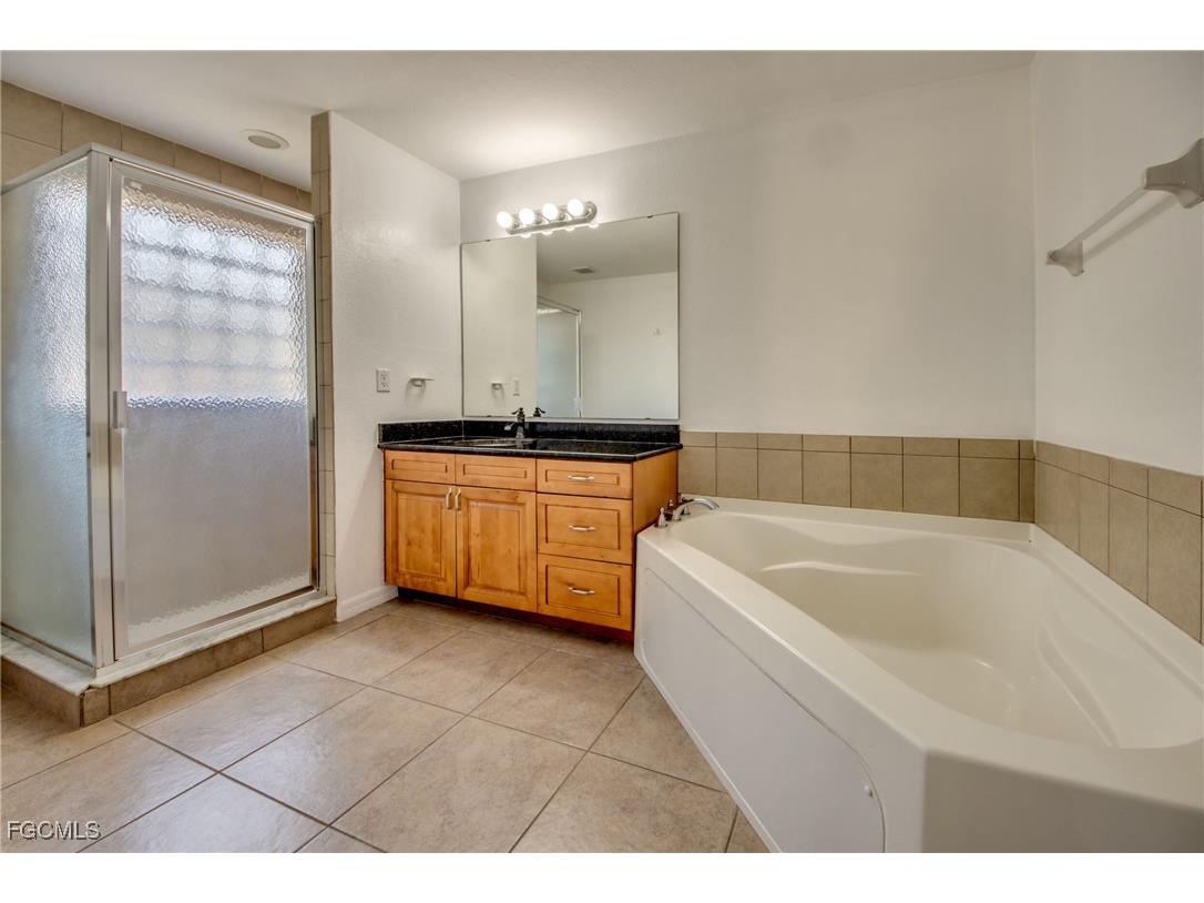 3728 Tareco Street Fort Myers FL 33905 2025022283 image6