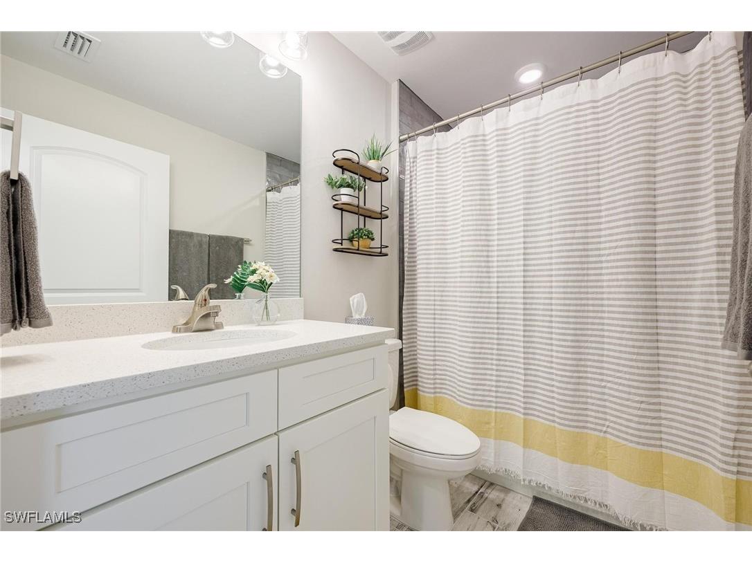 3728 Yucatan Parkway Cape Coral FL 33993 224077783 image12