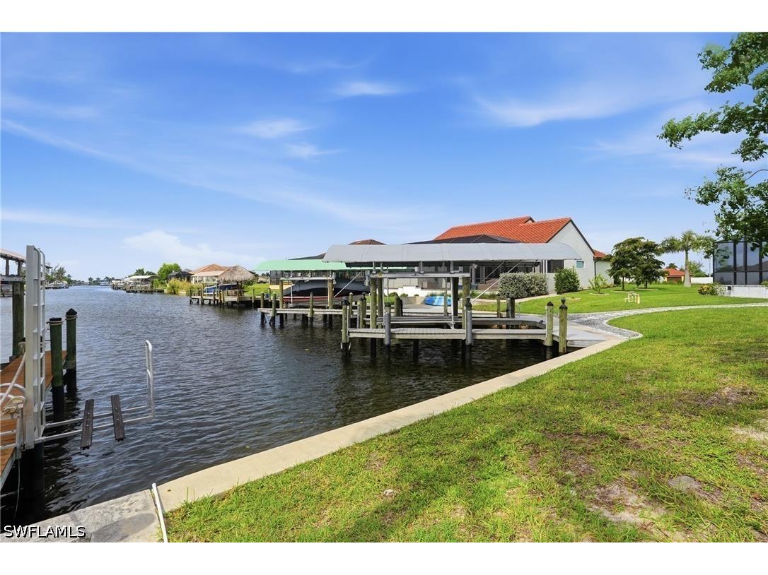 3728 Yucatan Parkway Cape Coral FL 33993 226023025 image18