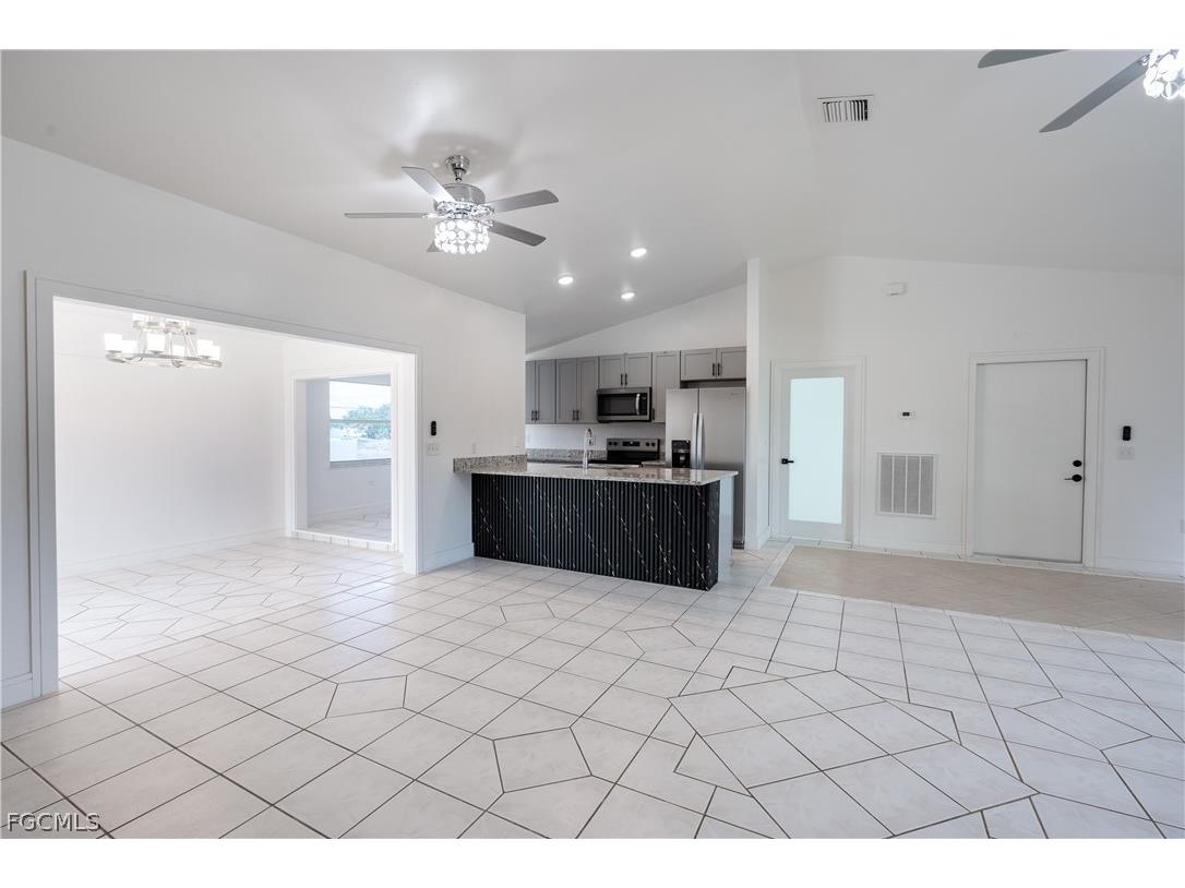 3729 13th Street W Lehigh Acres FL 33971 2026013189 image9
