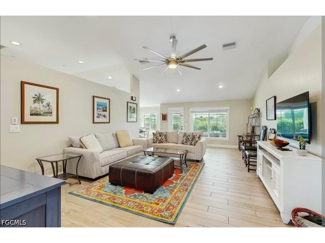 3729 Agualinda Boulevard Cape Coral FL 33914 2026023540 image2
