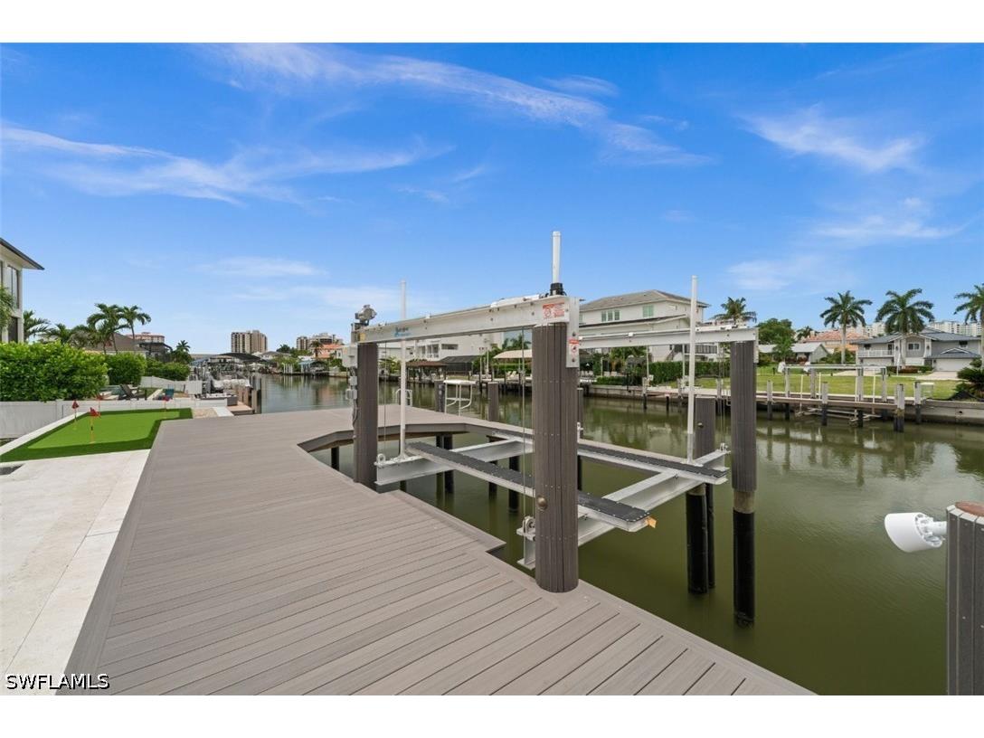 373 Egret Avenue Naples FL 34108 226023041 image2