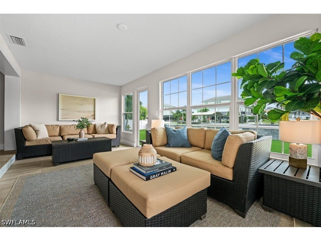 373 Egret Avenue Naples FL 34108 226023041 image25