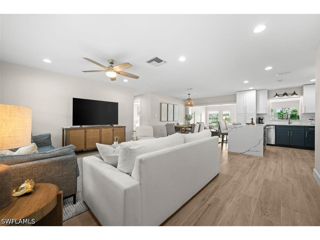 373 Egret Avenue Naples FL 34108 226023041 image8