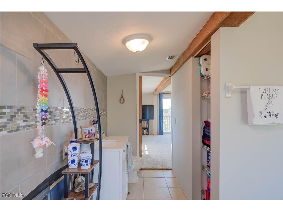 373 Hile Lane Punta Gorda FL 33982 2025021364 image19