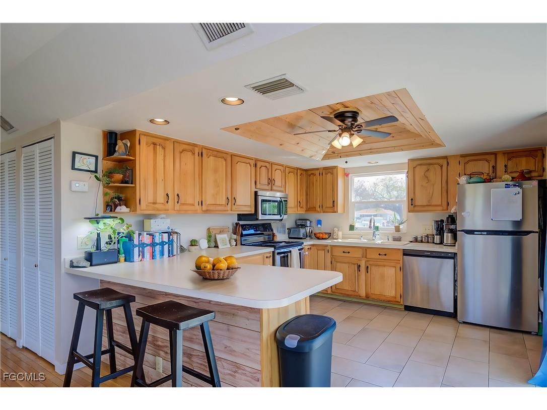 373 Hile Lane Punta Gorda FL 33982 2025021364 image9