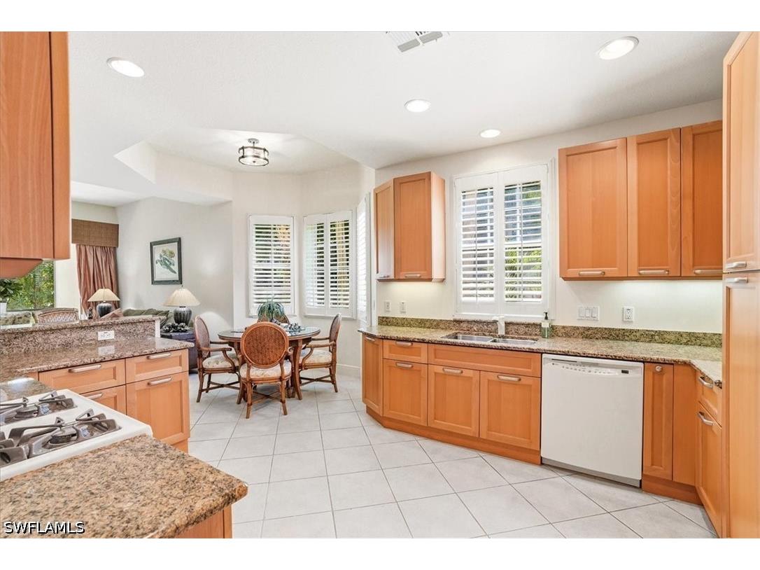 3730 Montreux Lane #104 Naples FL 34114 226023930 image10