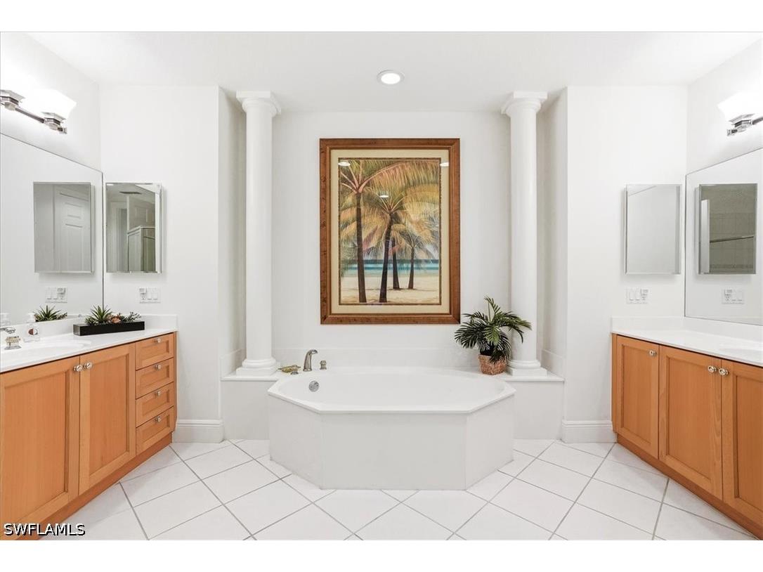 3730 Montreux Lane #104 Naples FL 34114 226023930 image24